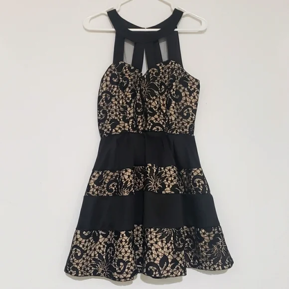 Crystal Doll Dresses | Black Lace Layer Sweetheart Fit And Flare Cocktail Mini Dress Womens Sz 11 | Color: Black/Cream | Size: 12 | Pm-67730069's Crystal Doll Dresses | Black Lace Layer Sweetheart Fit And Flare Cocktail Mini Dress Womens Sz 11 | Color: Black/Cream | Size: 12 | Pm-67730069's